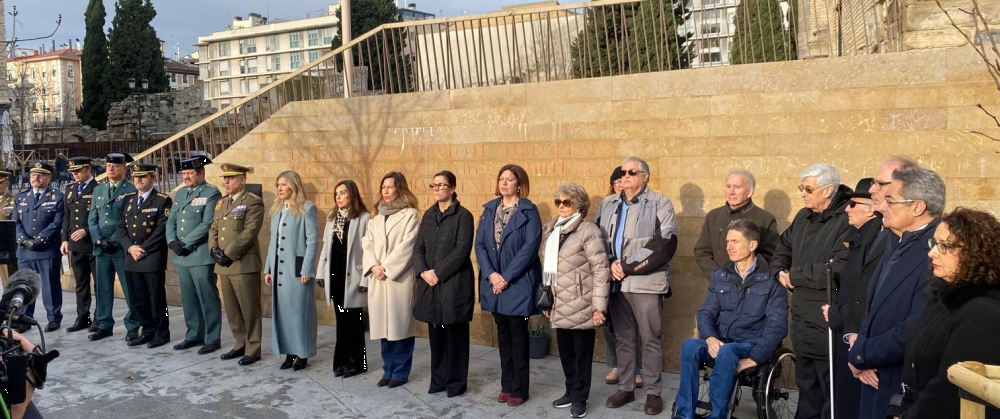 La AVT rinde homenaje en Zaragoza a las víctimas del atentado de San Juan de los Panetes